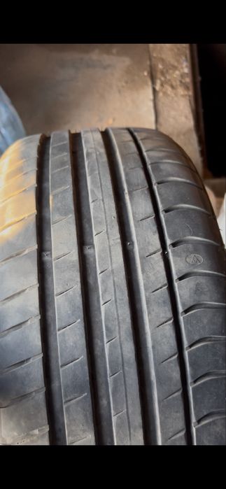 Резина 215/40 R17