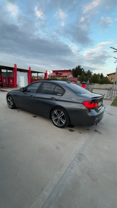 BMW 3 Series 2012