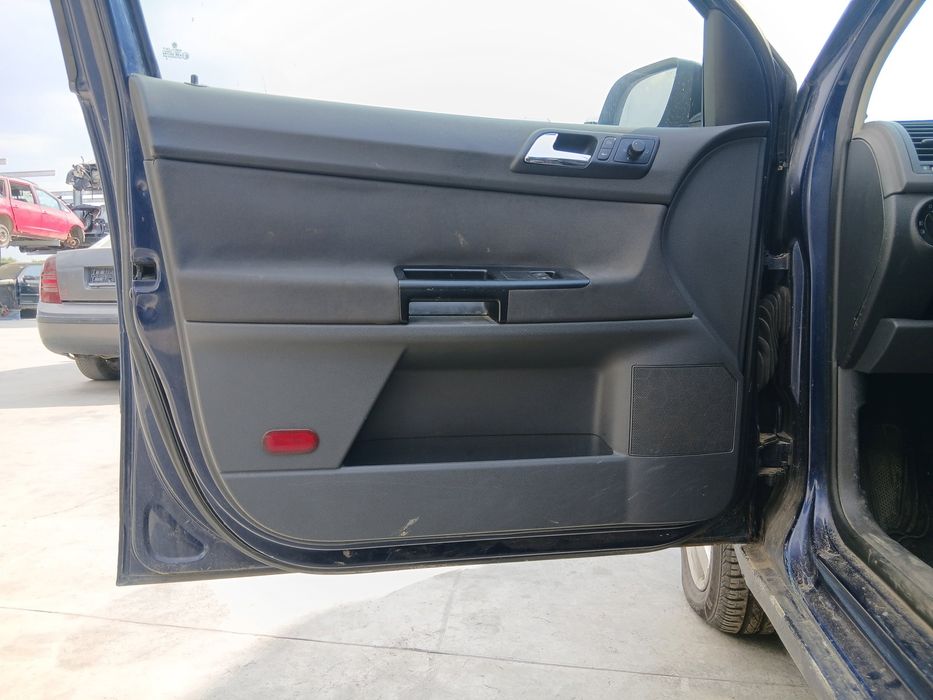Boxa stanga fata Volkswagen Polo (9N) [Fabr 2001-2008] OEM