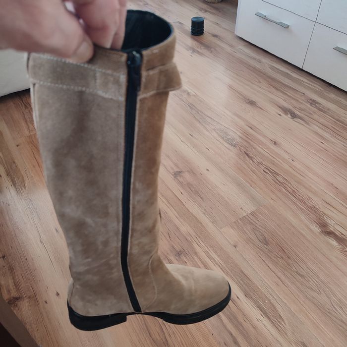 Нови модерни и маркови дамски ботуши "Gloria Ortiz"