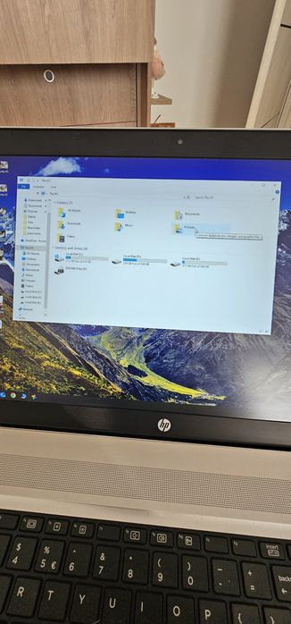 Laptop HP i5 gen 7 7265ngw / SSD 512GB + HDD 1TB / 8GB RAM / stare foarte bună / factură