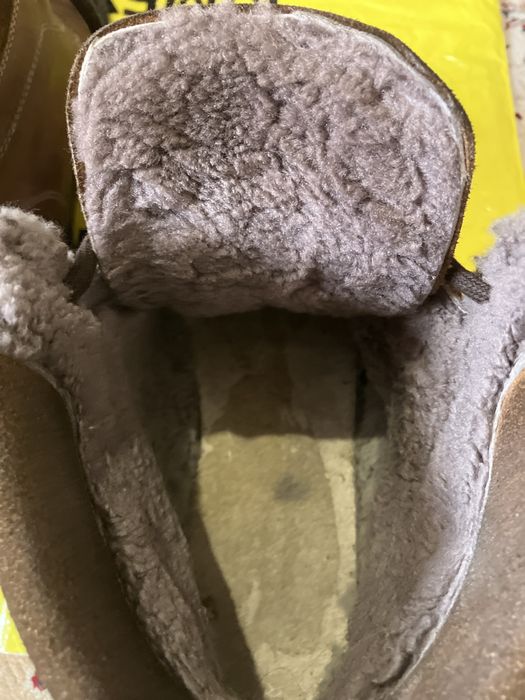 зимний обувь.