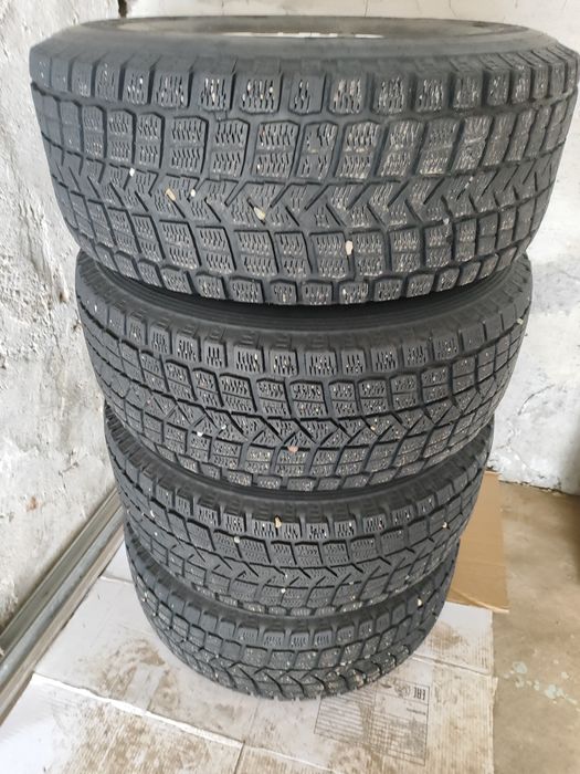 Продам резину Maxxis pressa suv 265/70 R 15