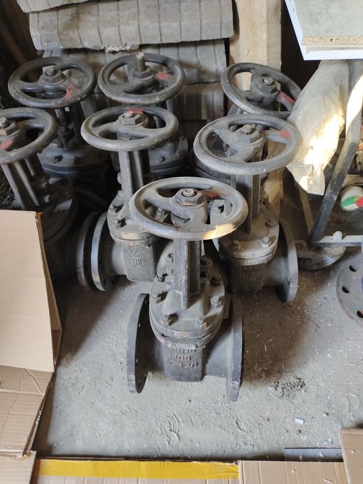 Задвижки чугунные д100 ру16