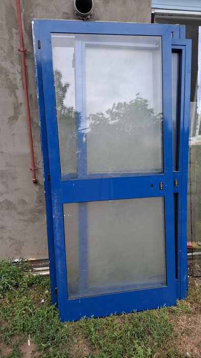 Uși termopan aluminiu