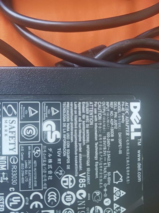 Докинг станция dell k20a и оригинално зарядно