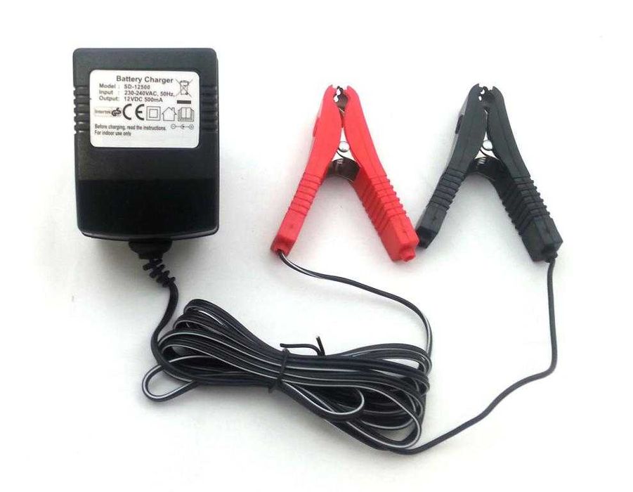 Зарядно за акумулатор 12V 500mA универсално