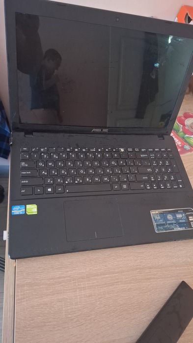 Продаю ноутбук  Asus