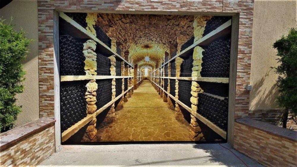 Usa Garaj sectionala / usi de garaj rezidentiale - jud Hunedoara