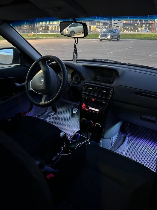 Продам Приору 2 2014 года