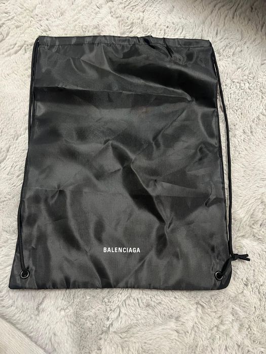 Balenciaga track led