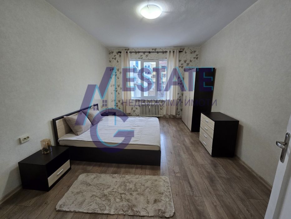 Дава се под наем Двустаен апартамент в София, Център - 75 кв.м за 648.21 € - Снимка #2