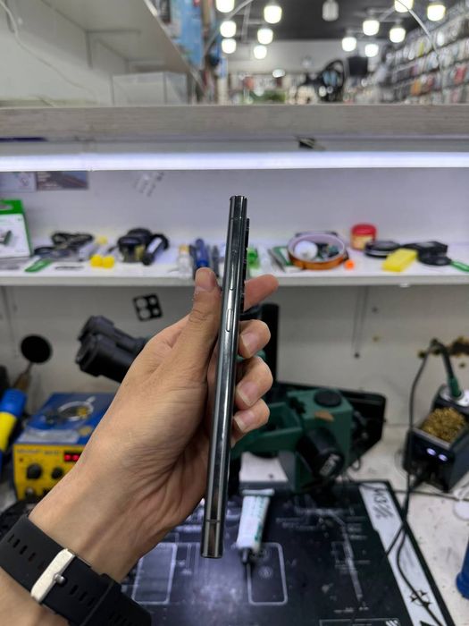 Samsung S23 ultra Holat rasmda