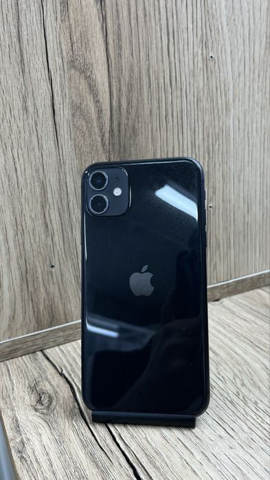 Продам iphone 11 в хорошем состоянии