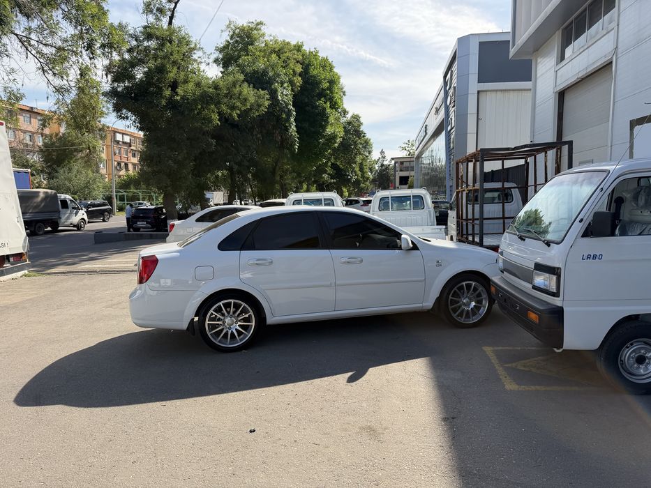 Optra R17 yengi 300 km yurgan