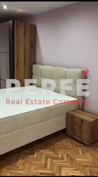 Дава се под наем Двустаен апартамент в Бургас, Лазур - 70 кв.м за 714 € - Снимка #1