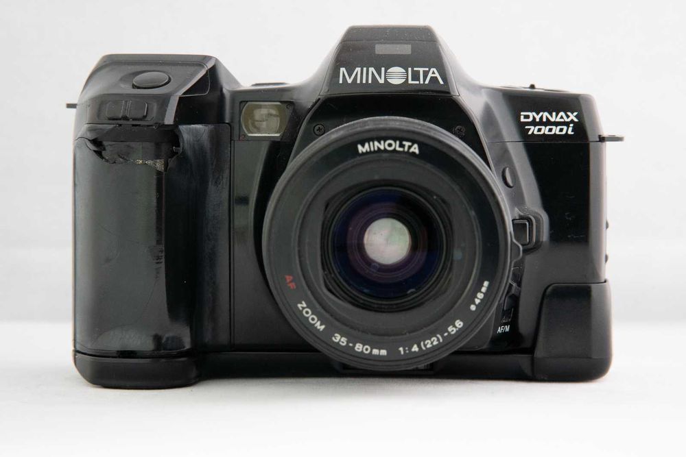 Aparat film Minolta Dynax 7000i cu obiectiv Minolta 35 80