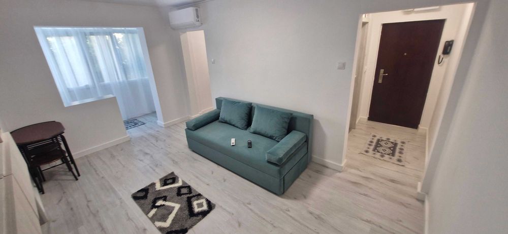 Inchiriez apartament,Trivale2 scoala 13, piata,statie , mobilat Nou,Ac
