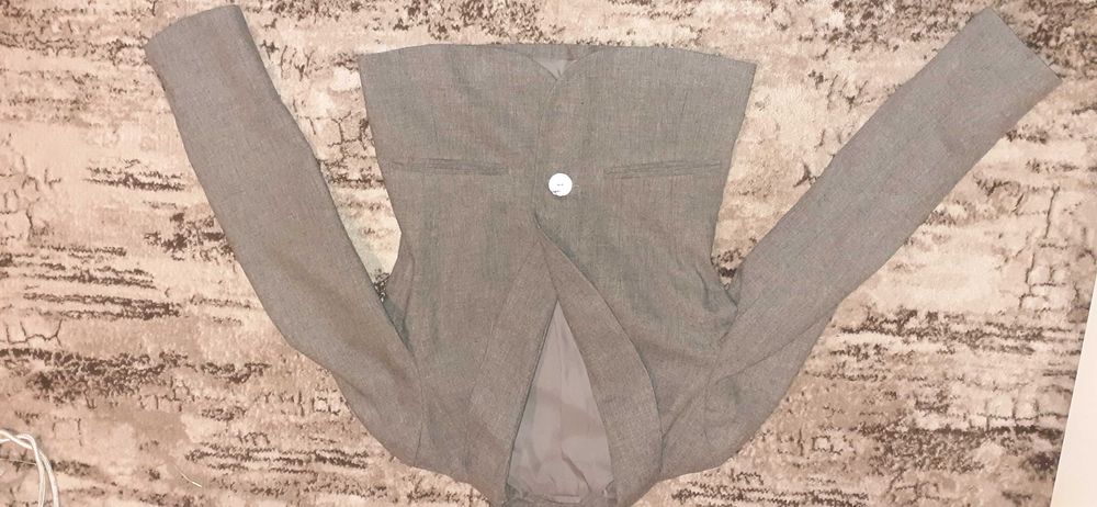 Sacou gri de lana, mas S + cadou