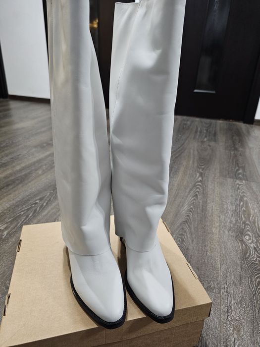 Vand incaltamine noua, piele, fabricata in Romania, toate modele sunt