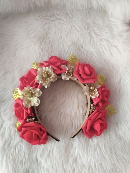 Диадеми с цветя - ръчна изработка!