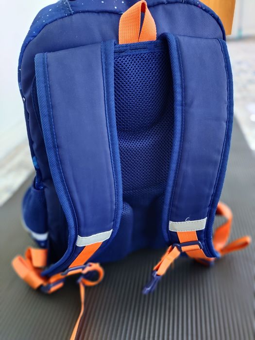 Продается рюкзак школьный