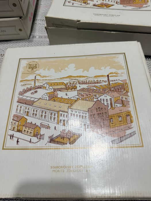 Этажерки б/у 4шт