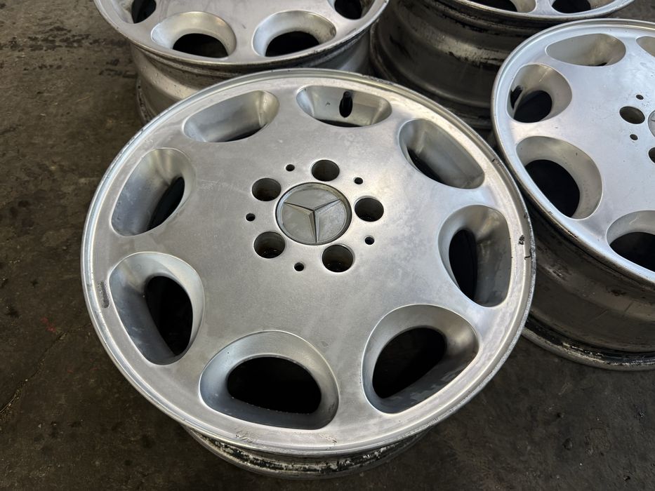 Jante Mercedes 8 Holes R16