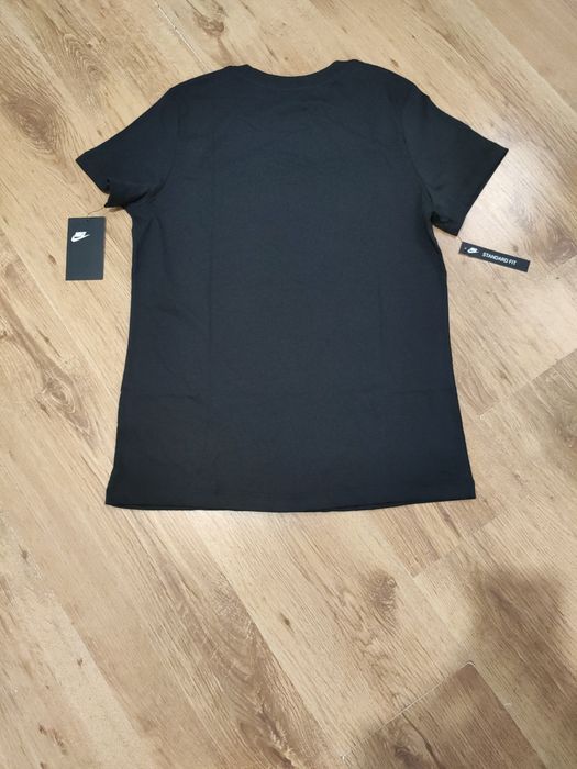 Tricou dama Nike mărimea S