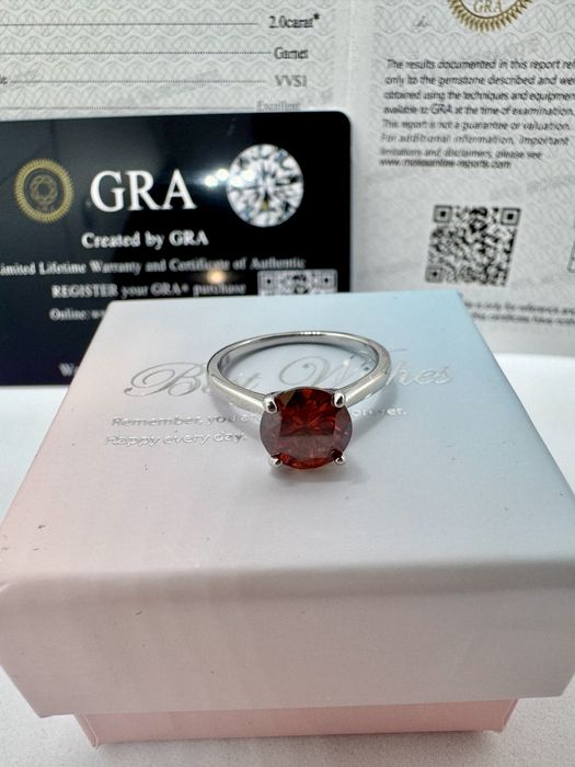 Сребърен пръстен с мойсанит (Диамант) 2 карата