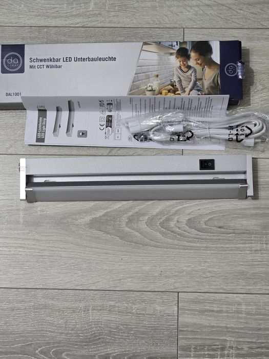 Lampă LED sub dulap bucătărie – pivotantă, 3 culori, 350 lm, 33 cm