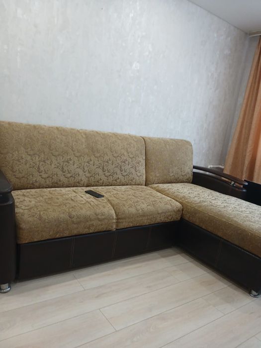 Продам диван комбинированный