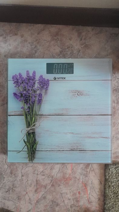 Весы продам почти новый