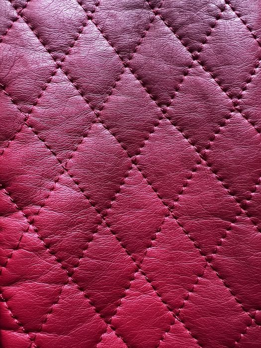 Кожено яке със синджири. Цвят бордо