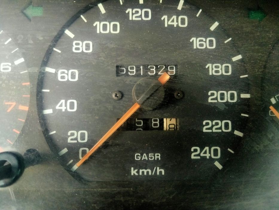 Продам Мазда Кронос