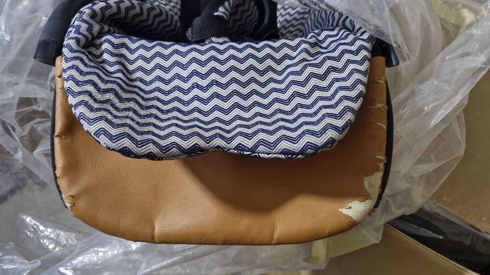 Продам коляску Anex 3в1