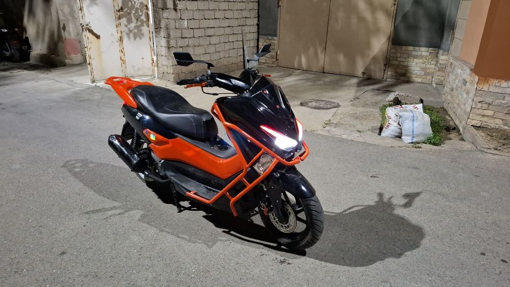 N max 150³ скутер