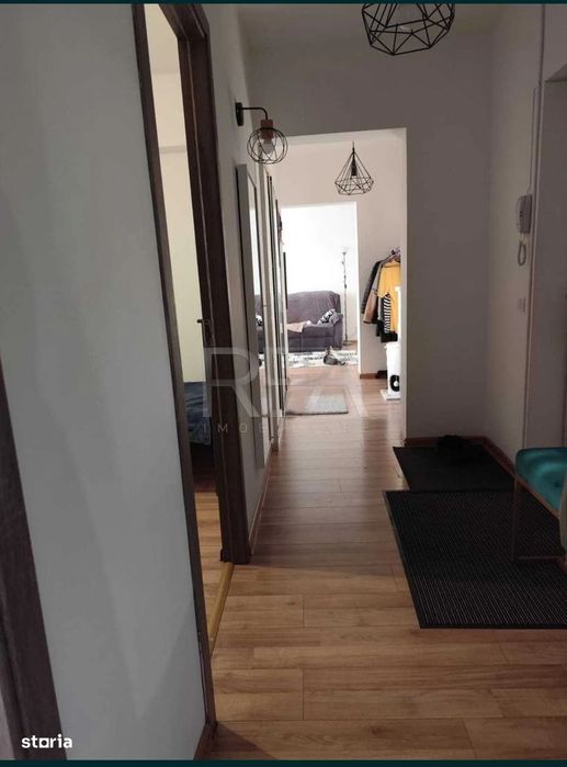 4 camere decomandat | 85 mp | Renovat complet | Etaj 3 |  - Barca
