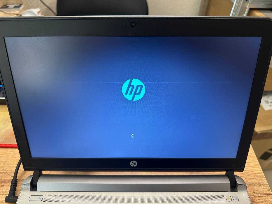 Лаптоп HP ProBook 430 G3, 8 RAM, 128 SSD, Windows 11