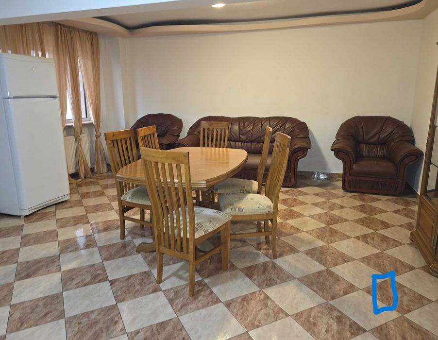 Apartament 3 camere modern si spatios in Gavana 3, vis a vis de piata