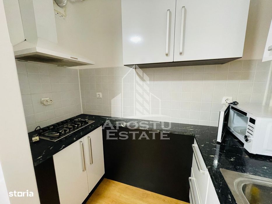 Apartament 2 Camere/ Zona Micalaca (Universitatea A Vlaicu) 75mp