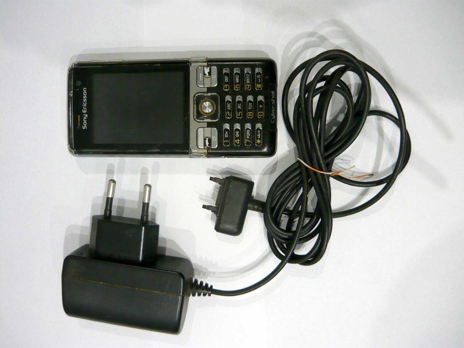 Sony Ericsson C 702