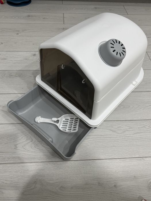 Новый лоток домик для кошек