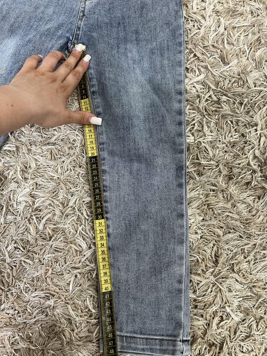 Джинсы на девочку 130-140 рост