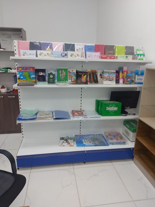 Стеллаж для торговли