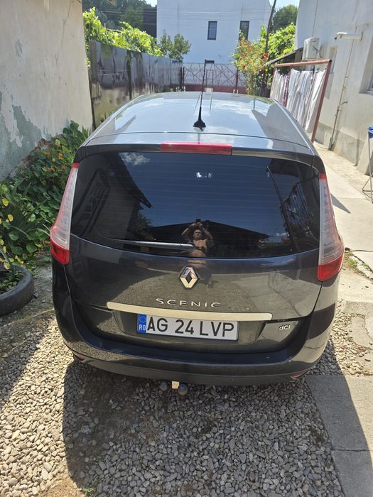 RENAULT Grand Scenic 2011 — imagine 2