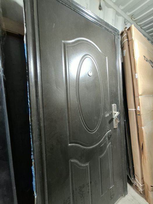 Двери металлические б/у и новые