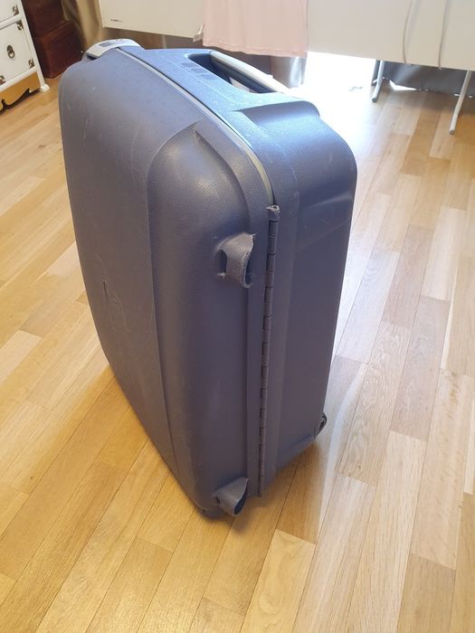 Куфар Samsonite използван