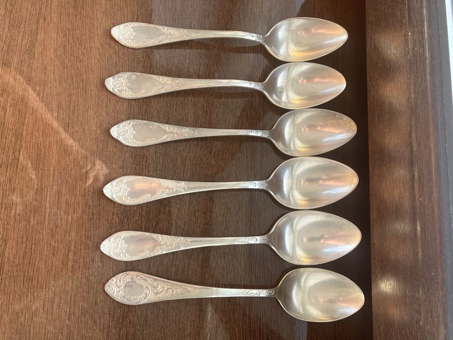 Продам мильхиорофые приборы