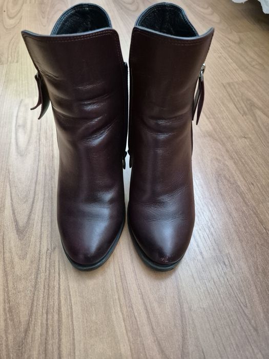 Ghete din piele marimea 36+ geanta